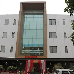 mukund-residency-and-banquet.hotelsdelhi.org/