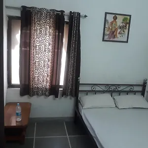 gaj-niwas-and-restaurantudaipurrajasthan.udaipurhotels.org/